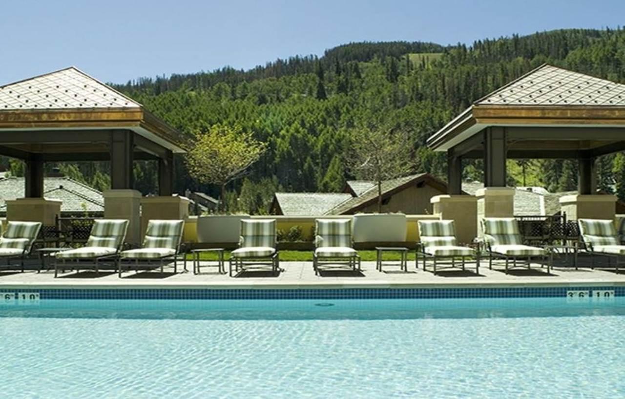 Legendary Lodging At The Ritz Вейл Экстерьер фото